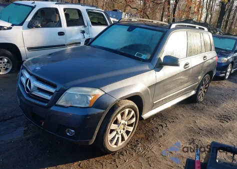 2010 Mercedes-Benz Glk 350 4Matic z USA, uszkodzony, nr VIN WDCGG8HB9AF352629